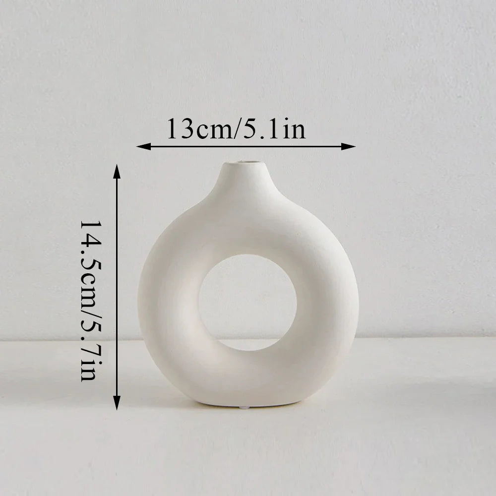 Nordic Circular Hollow Plastic Flower Vase for Home Decor