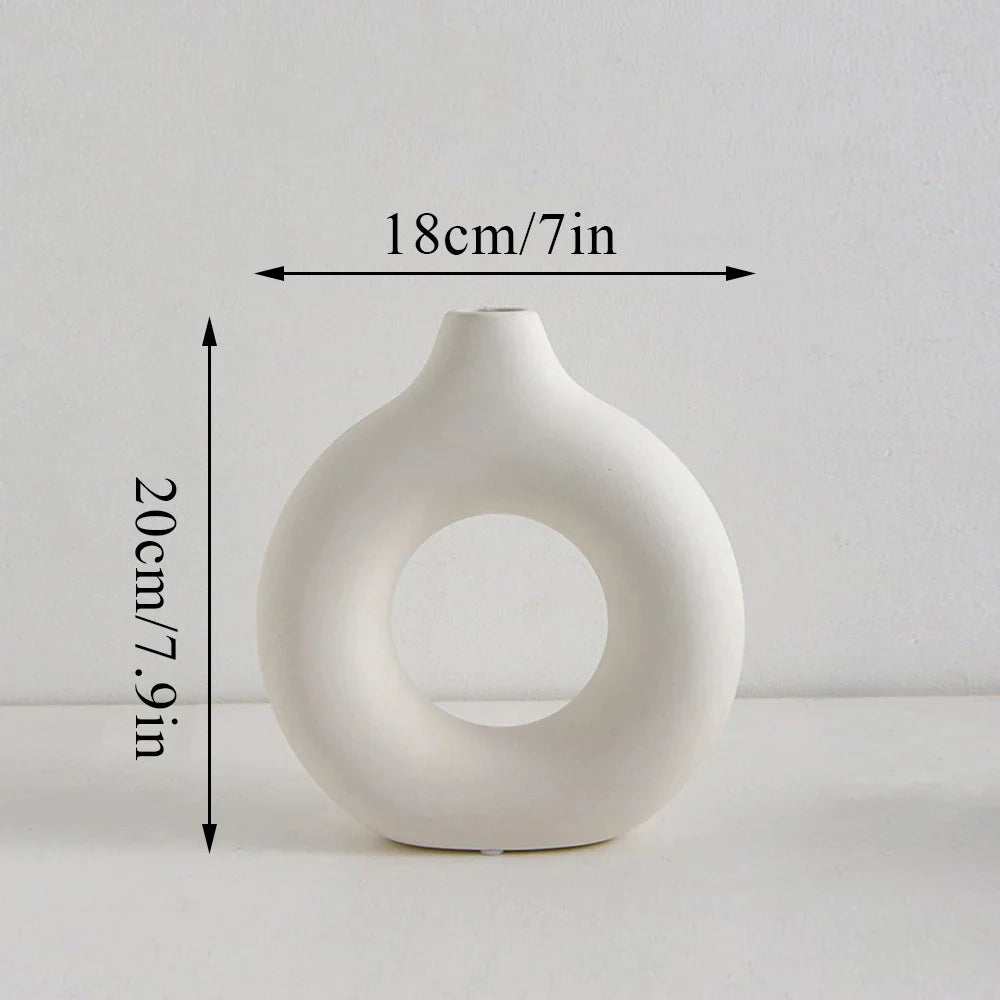Nordic Circular Hollow Plastic Flower Vase for Home Decor